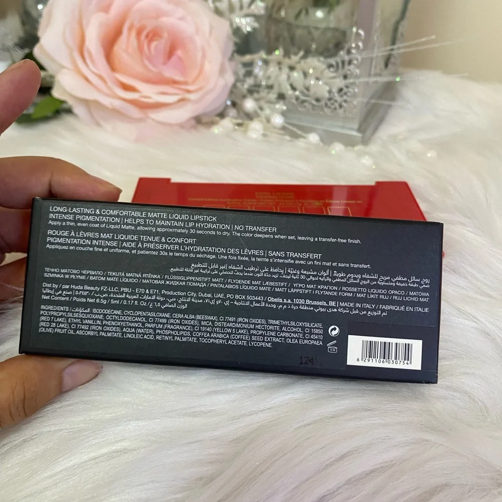 ESTEE LAUDER CELESTIAL GLOW MINI EYESHADOW PALETTE AND JUDA BEAUTY LIPSTICK